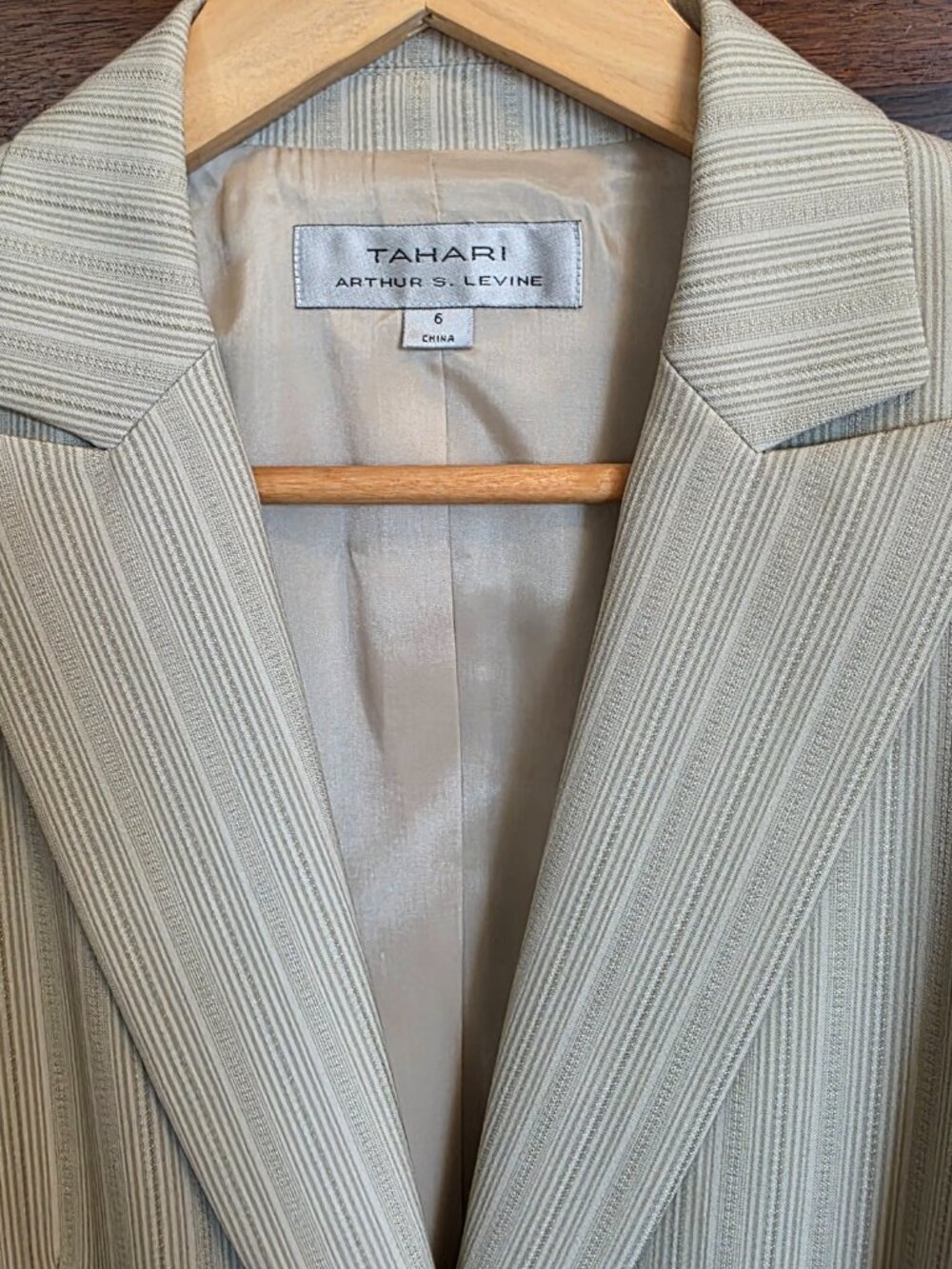 TAHARI Arthur S. Levine Women's Beige Blazer Jacket Size 6 Classic Chic NWT